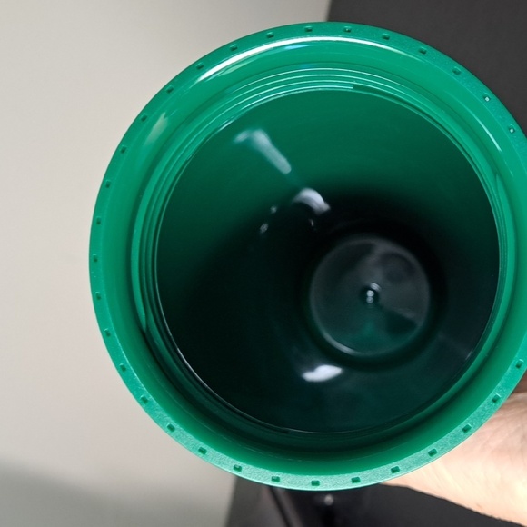 Starbucks Green Apron Exclusive Partner Cup with Siren Logo - Picture 4 of 6